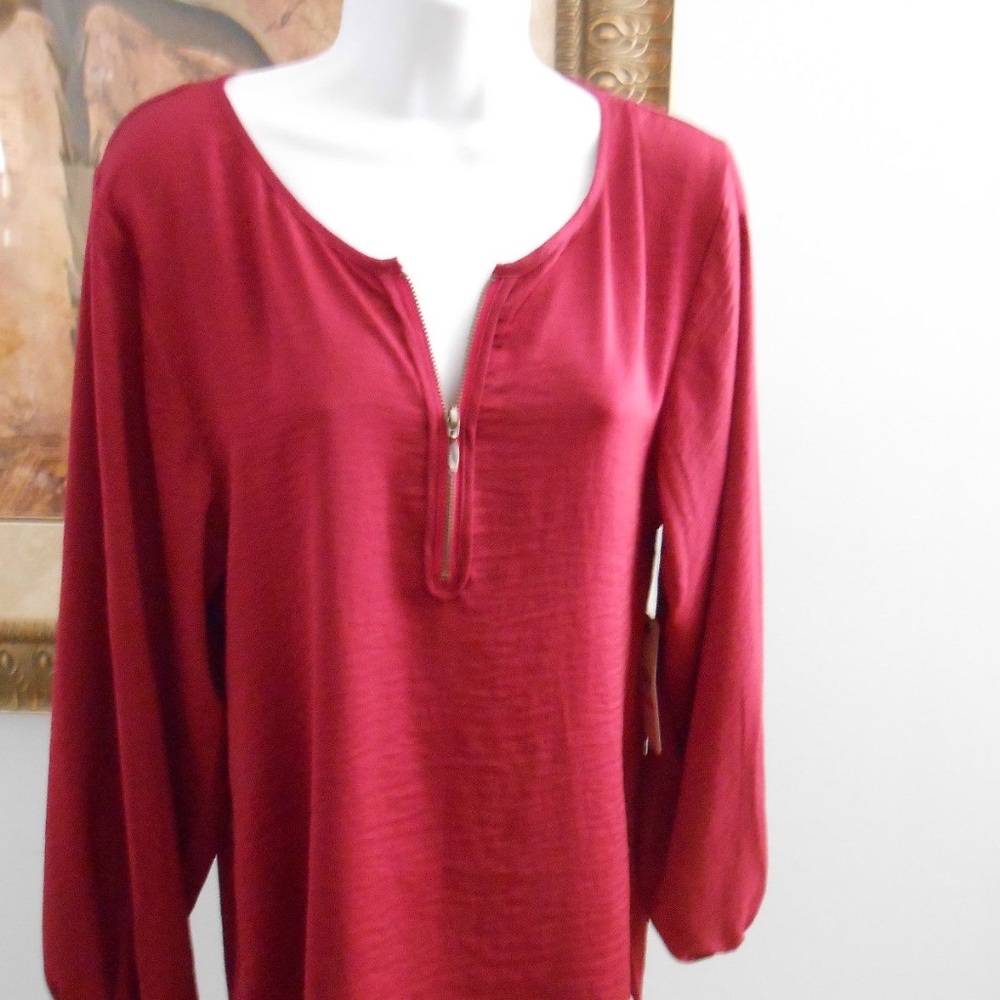 Shelli Secal Ladies Blouse Top LS zipper closure Designer NWT  XS